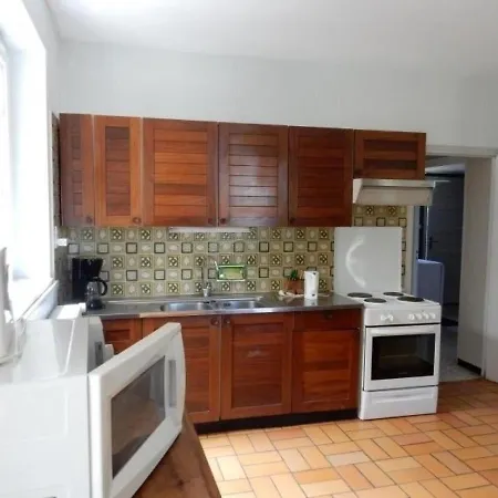 Prázdninový dům House Location Neuvy, 4 Pieces, 6 Personnes *